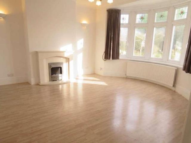 House for sale in Kursaal Estate, Alton Barnes