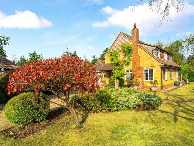 House for sale in Westborough, Surrey
