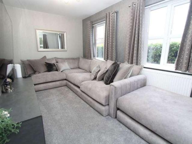 House for sale in Brierley Hill, West Midlands