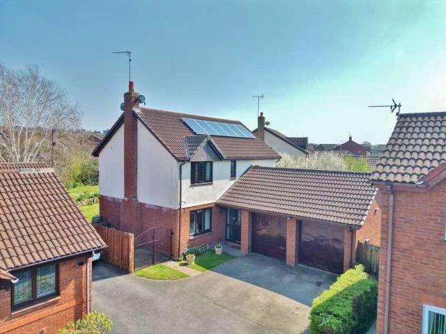 House for sale in Neston, Little Neston