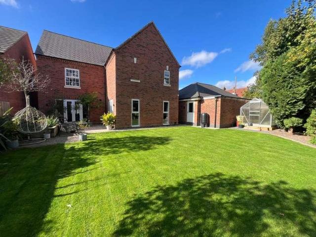 House for sale in Hugglescote, North West Leicestershire