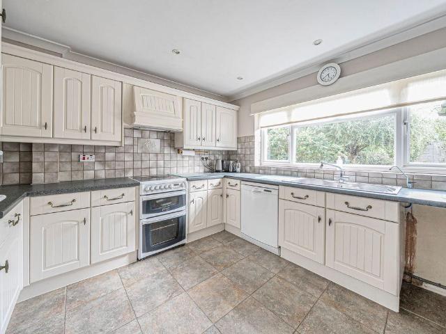 House for sale in Brentingby, Leicestershire