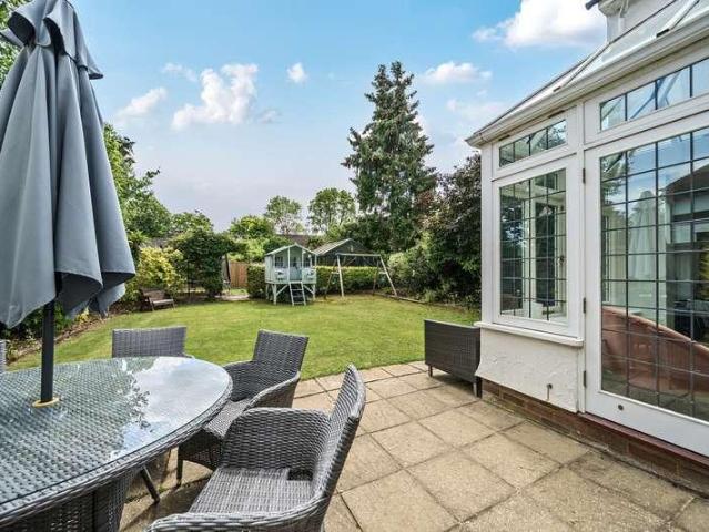 House for sale in Denham, Gerrards Cross and Chalfonts Community Board, Chalfont St. Peter