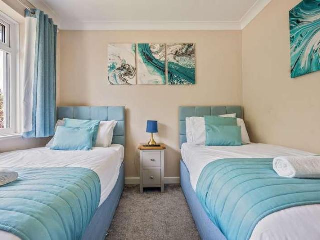 House for sale in Talbot Village, Bournemouth