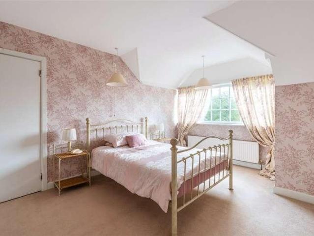 House for sale in Wimborne, Sturminster Marshall