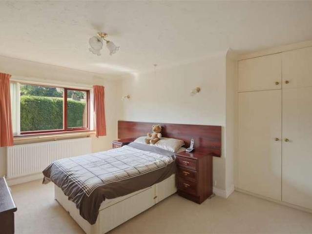House for sale in Loundsley Green
