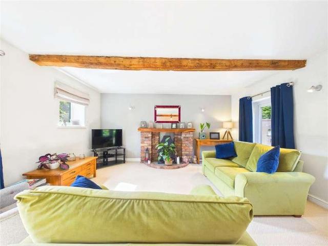 House for sale in Crookhill, Worcestershire