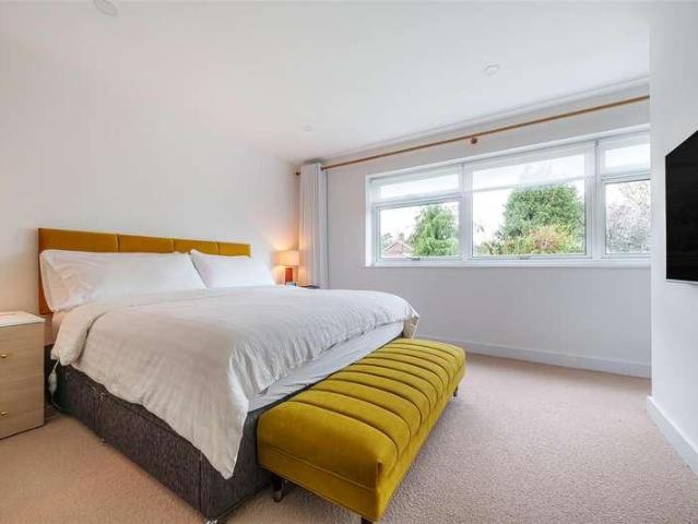 House for sale in Totteridge, Greater London