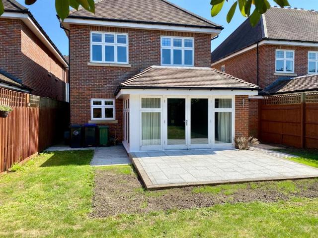 House for sale in Beaconsfield, Penn Bottom