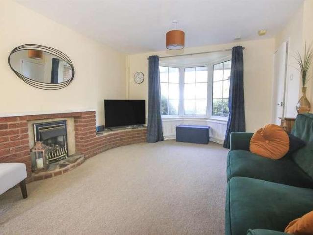 House for sale in New Bilton, Warwickshire