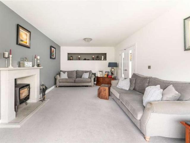 House for sale in Batley, West Yorkshire