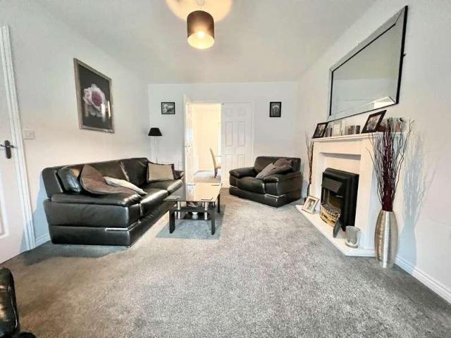 House for sale in Crook