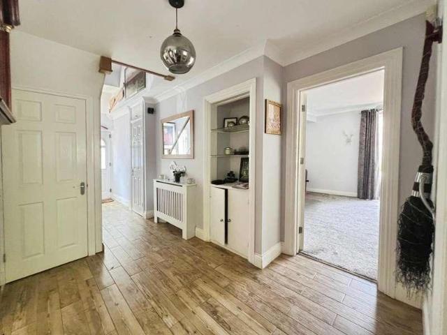 House for sale in Finchampstead