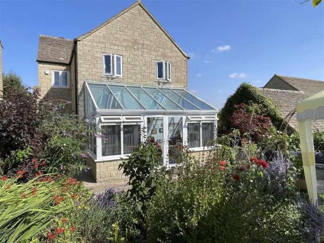 House for sale in Fossebridge, Gloucestershire