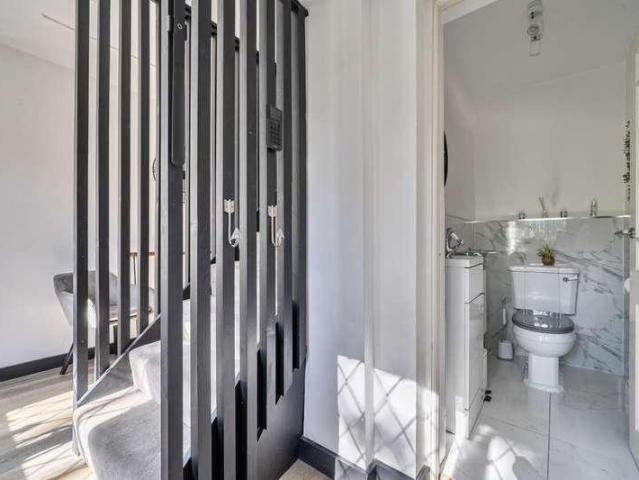 House for sale in Greater London