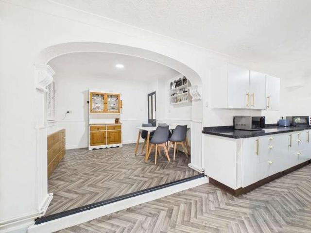 House for sale in Elmfield, Leicestershire