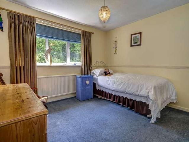 House for sale in Costhorpe, East Midlands