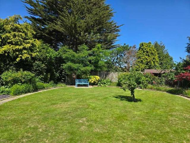 House for sale in Old Milton, Ashurst Bridge