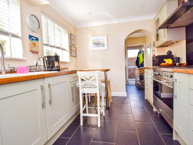 House for sale in The Butts, Kent