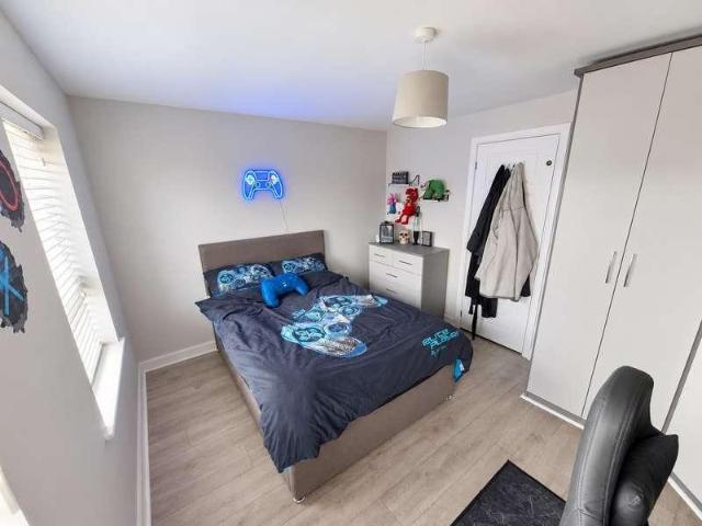 House for sale in Calderstones
