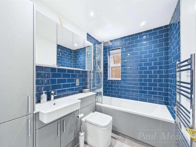 House for sale in London Borough of Croydon, Greater London