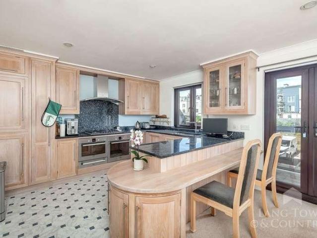 House for sale in West Hoe, Mount Wise