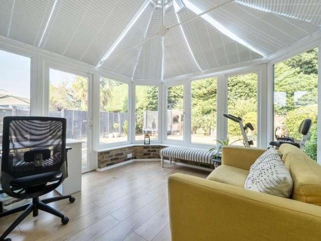 House for sale in Chalfont St. Peter, Denham
