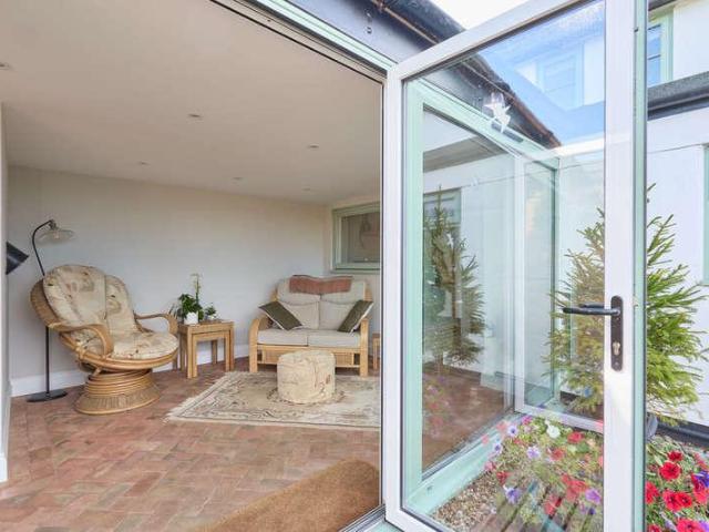 House for sale in Chipping Hill, Essex