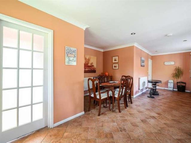 House for sale in Crowthorne