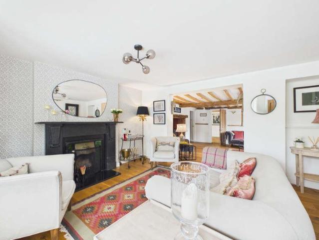 House for sale in Berrick Salome, Oxfordshire