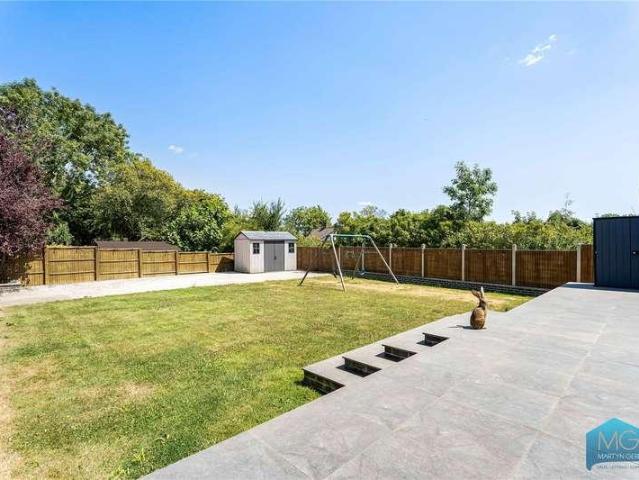 House for sale in Greater London