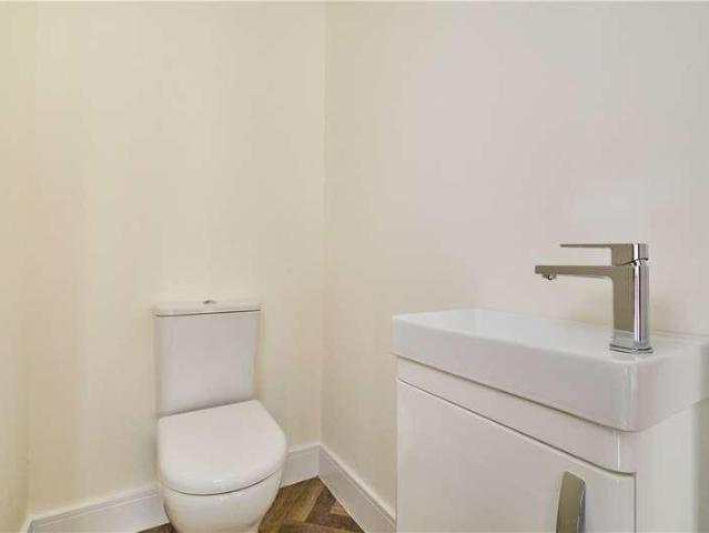 House for sale in Ben Rhydding, Ilkley