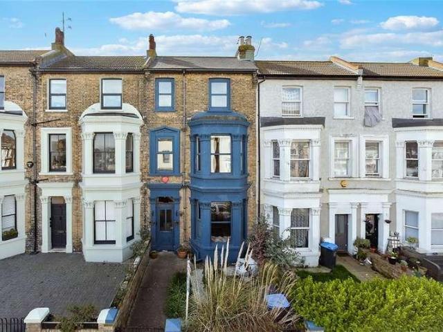 House for sale in Cliftonville West, Acol