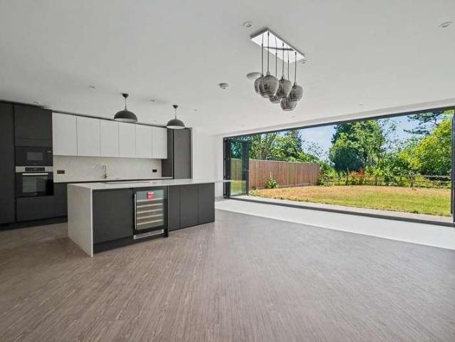 House for sale in Lytchett Matravers