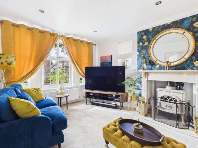 House for sale in Broadwater, Worthing