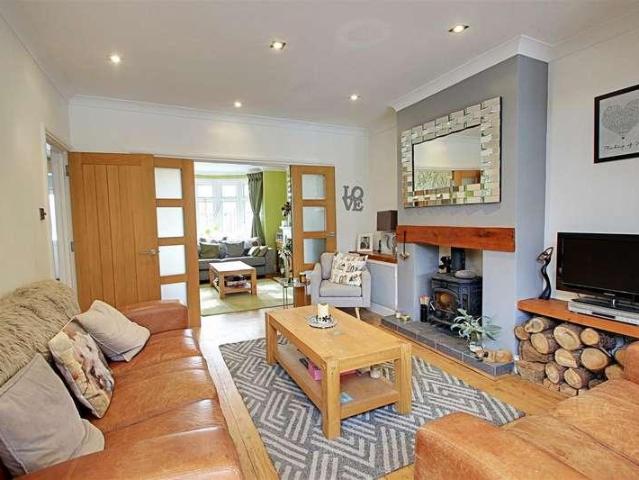 House for sale in Batchworth, Hertfordshire