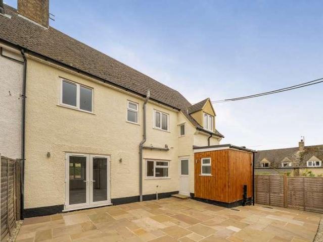 House for sale in North Leigh, Black Bourton