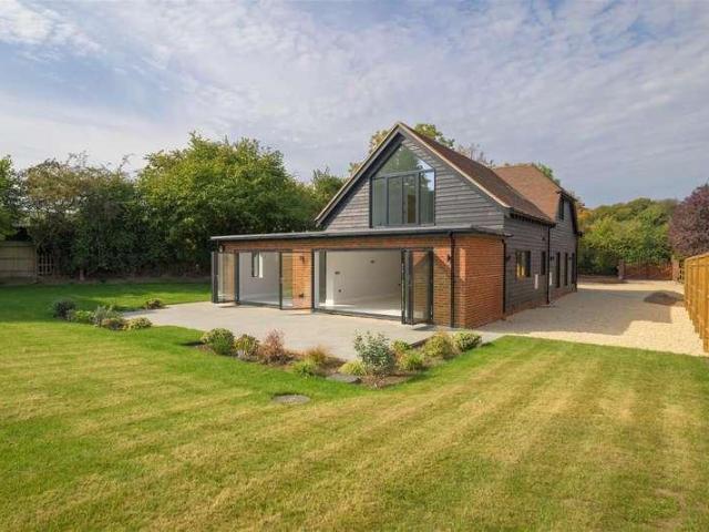 House for sale in Gallowstree Common, South Oxfordshire
