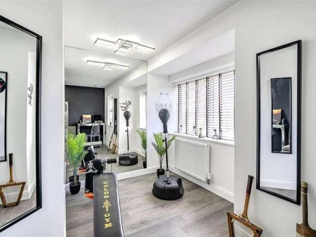 House for sale in Rowanfield, Golden Valley