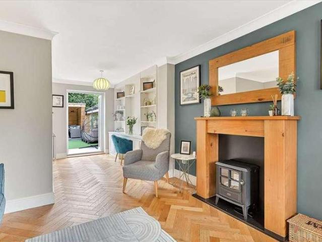 House for sale in Olney