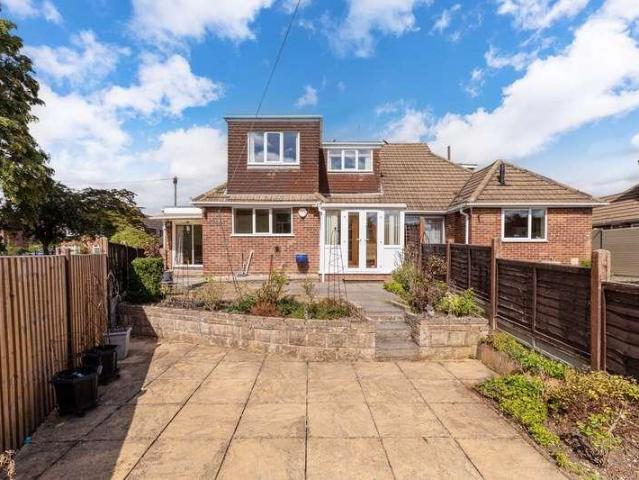House for sale in Highway, Maidenhead