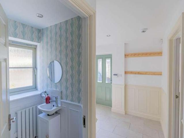 House for sale in Fossebridge, Gloucestershire