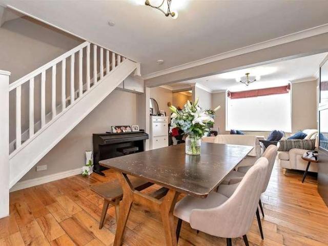 House for sale in St Albans, Five Acres