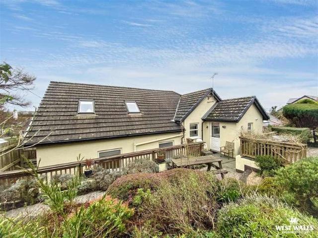 House for sale in Penally