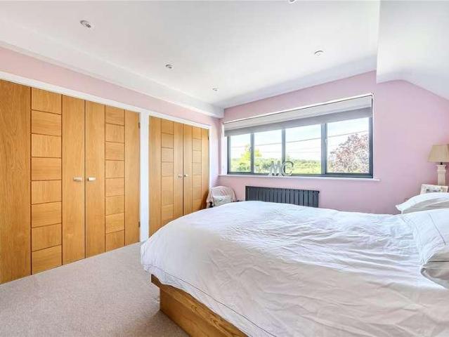 House for sale in Barton Stacey, Hampshire