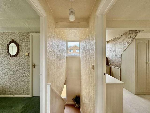 House for sale in Almondbury, West Yorkshire