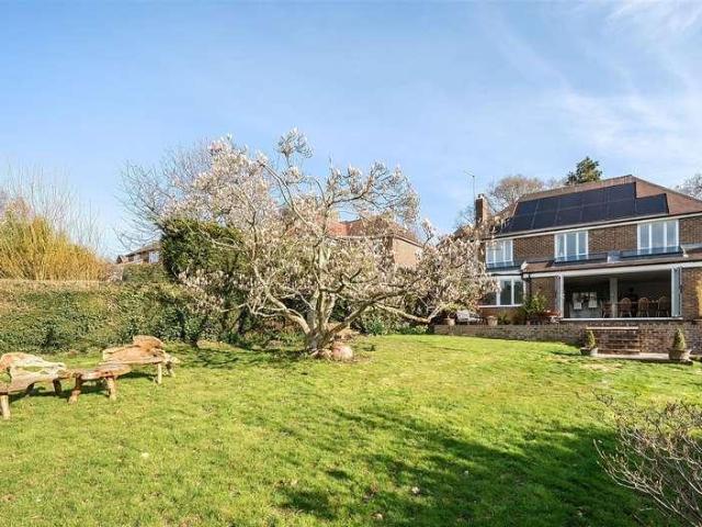 House for sale in Arundel, Clapham