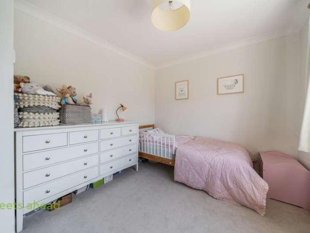 House for sale in London Borough of Croydon, Selsdon