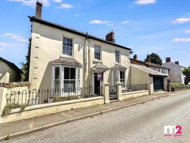 House for sale in Llanbadoc, Wales