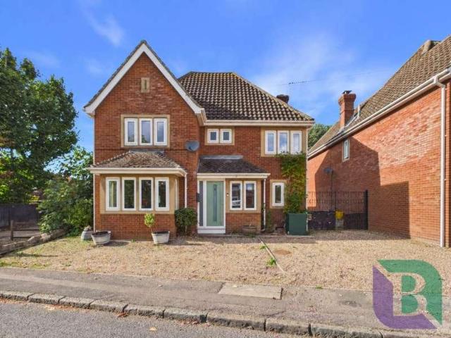 House for sale in Ridgmont, Central Bedfordshire